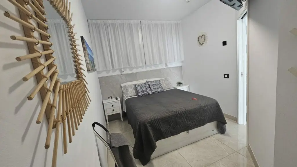 Dormitorio principal de Cura Marina Premium en Playa del Cura