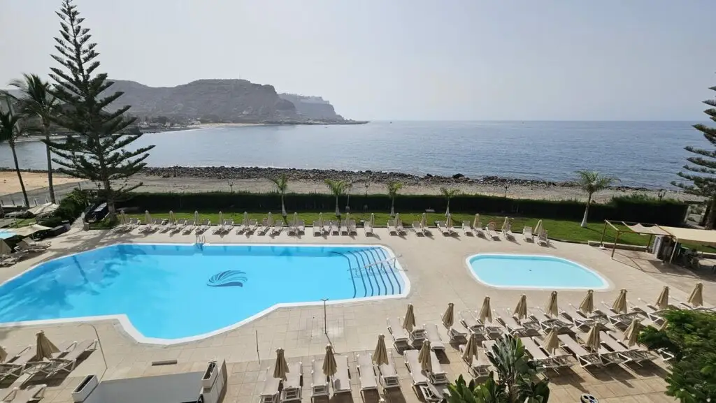 Piscina climatizada de Cura Marina Premium abierta todo el año